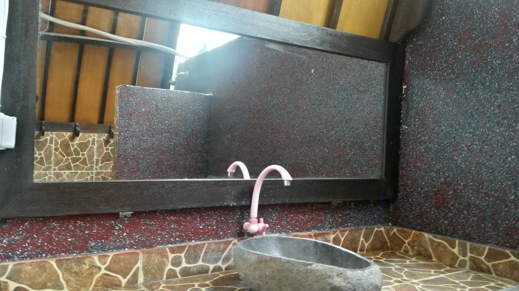 Hello Lumbung Homestay Gili Air Eksteriør billede